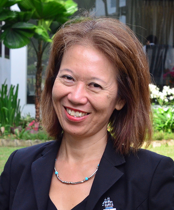 Dr Caroline Wong