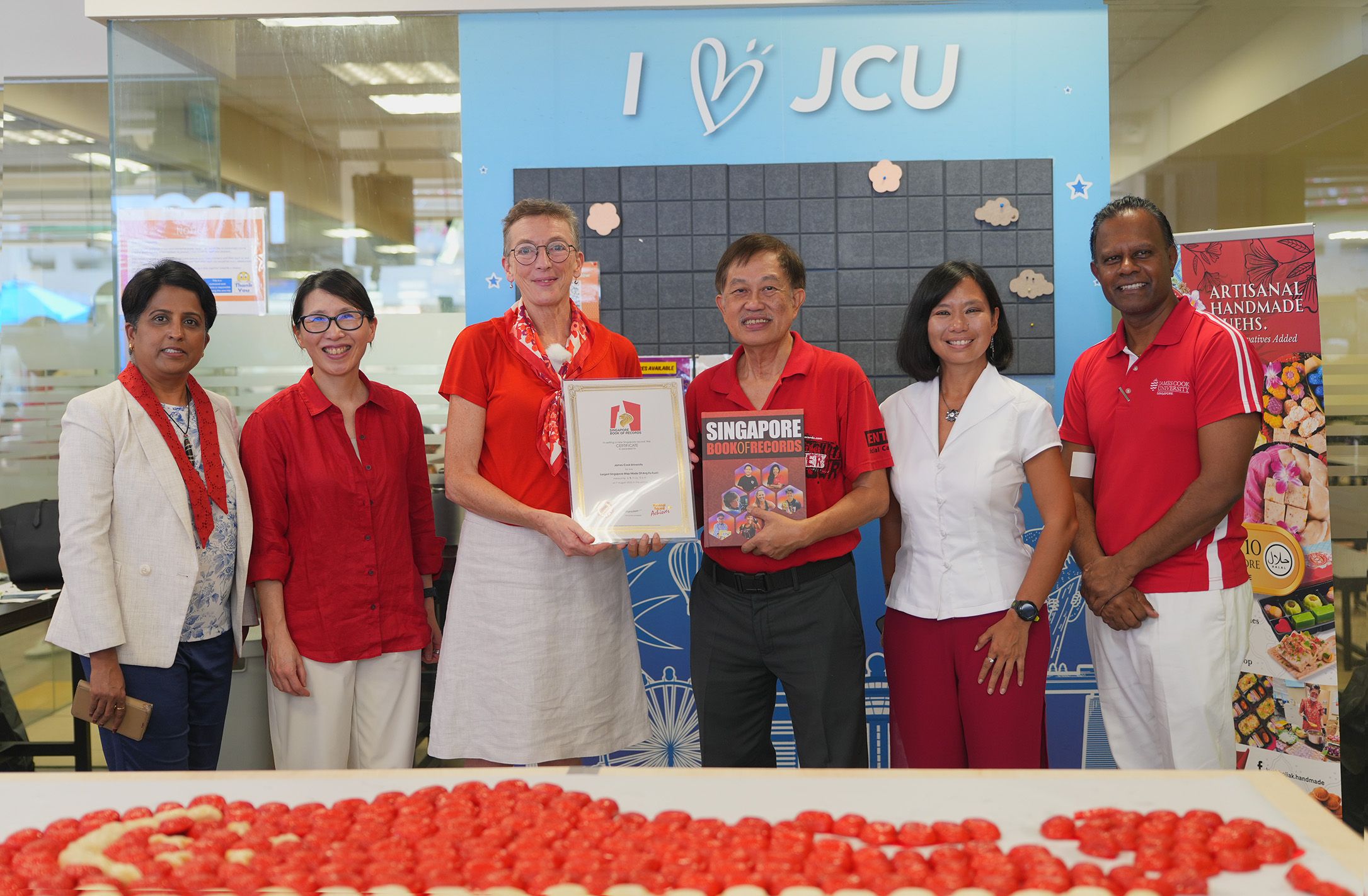  JCU in Singapore sets new record with Ang Ku Kueh mosaic of the Singapore map in celebration of SG60_banner.jpg