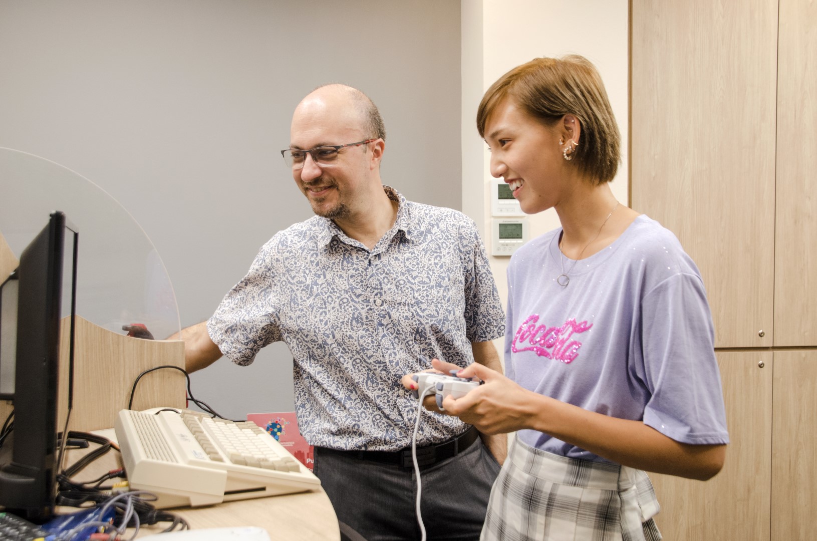 Associate Professor Roberto Dillon and student