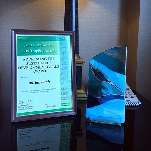 Associate Professor Adrian Kuah wins JCU TropEco Award 2019