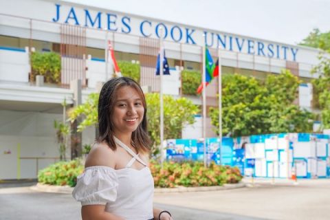 Ingin Perdalam Ilmu Pemasaran Digital Jadi Alasan Pelajar Asal Surabaya Kuliah di James Cook University di Singapura